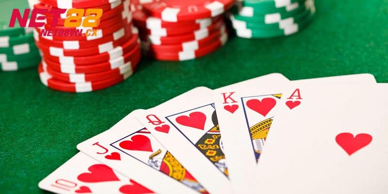 Thông tin cơ bản về các vị trí trong poker cần nắm